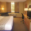 Отель La Quinta Inn & Suites by Wyndham Sarasota Downtown, фото 6