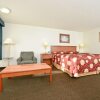 Отель Econo Lodge, фото 5