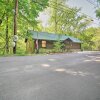 Отель Crystal River Cabin w/ Scenic View & Fire Pit, фото 1