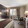 Отель Days Inn by Wyndham Brockville, фото 3