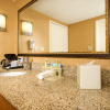 Отель Holiday Inn Express Fairfax - Arlington Boulevard, an IHG Hotel, фото 8