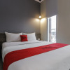 Отель RedDoorz Plus near Tebet, фото 30