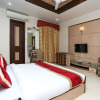 Отель OYO 14789 Kempinski Wide, фото 14