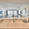 Отель Vacation Vibe Condo: Eleventh-floor Ocean Views, фото 12