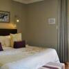 Отель Christies Inn, фото 4