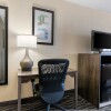 Отель Quality Inn & Suites, фото 28