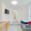 Отель Beside the Seaside Apartment - Sleeps 2 to 4 Guests - Fast Wifi, фото 11