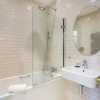 Отель Stunning 2 Bed Apt W Garden in Clapham, фото 6