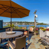 Отель Waterfront Rooftop Deck on Lake Union 3BR 3BA EXTENDED STAY, фото 6