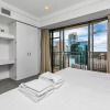 Отель QV 1 Bedroom w Kitchen Laundry CBD 1059, фото 9