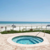 Отель Beautifully Decorated Beachfront Corner Unit Close to Shopping Dining Malibu 501, фото 19