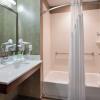Отель Holiday Inn Express & Suites St Louis Airport, an IHG Hotel, фото 9