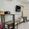 Отель Comfortable Studio Apartment at Springlake Summarecon, фото 17