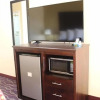 Отель Express Inn & Suites - Bush Airport, фото 6