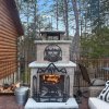 Отель Electric Forest Cabin And Teepee! Lights & Laser Show! Private Hot Tub! Unique Stay!, фото 1