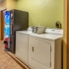 Отель Econo Lodge Inn & Suites, фото 25