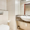 Отель Rh- Cozy 1 Br Duplex in X1 Tower, фото 14