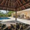 Отель Kailua Beachside 4 Bedroom Home by RedAwning, фото 15