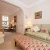 Отель Veeve Smith Terrace Pretty Mews House 3 Bed 2 Bath Chelsea, фото 2