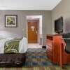 Отель Quality Inn & Suites Bedford West, фото 27