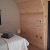 Отель Hornbeam Luxury Eco Pod at Trewithen Farm Glamping, фото 2