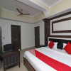 Отель OYO 40857 Sri Ram Hotel & Restaurant, фото 2