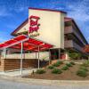 Отель Red Roof Inn PLUS+ Baltimore-Washington DC/BWI Airport в Линтикум-Хайтсе