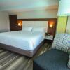 Отель Holiday Inn Express & Suites Miami Airport East, an IHG Hotel, фото 2