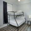Отель Impressive Cozy Historic 3BR Apt Near Downtown, фото 12