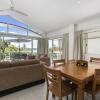 Отель Beautiful North Facing River Views at Noosaville - Unit 4 Riverside 235 Gympie Tce, фото 14