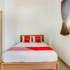 Отель OYO 90180 Ava Guesthouse, фото 25