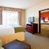 Отель Holiday Inn Express & Suites Guthrie, an IHG Hotel, фото 3