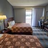 Отель Riverview Inn & Suites, фото 35