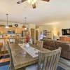 Отель Silverthorne Condo: Grill, Blue River Access!, фото 10