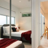 Отель Open and Flowy 1 Bedroom Apartment in Chadstone, фото 1