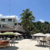 Отель Chichis and Charlies Beachfront, фото 17