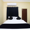 Отель Silverkey Executive Stays 24890 Airport, фото 15