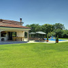 Отель Spacious Villa With Pool and Parasol in Rovinj, фото 1