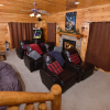 Отель Knockin' On Heaven's Door - 5 Br cabin by RedAwning, фото 5