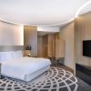 Отель DoubleTree by Hilton Dubai - Business Bay, фото 9