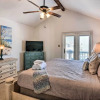 Отель Sea Isle Galveston Getaway < 1 Mile to Beach!, фото 3
