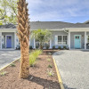 Отель Ocean Isle Beach Home w/ Shared Lanai & Grill, фото 1