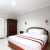 Отель RedDoorz Plus near Adisucipto Airport 2 в Слемане