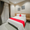 Отель RedDoorz Premium @ Griya Inkoppabri Cisarua Puncak, фото 17