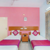 Отель OYO 11592 Hotel Red Carpet Residence, фото 25
