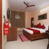 Отель OYO 9301 Hotel RedBury, фото 6