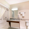 Отель Quality Inn and Suites, фото 9