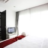 Отель One World One Home Naiharn Hotel, фото 5