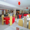 Отель RedDoorz Plus @ Jalan Dr Sutomo Pekanbaru, фото 15