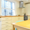 Отель Bright 2 Bedroom Apartment in Battersea, фото 7